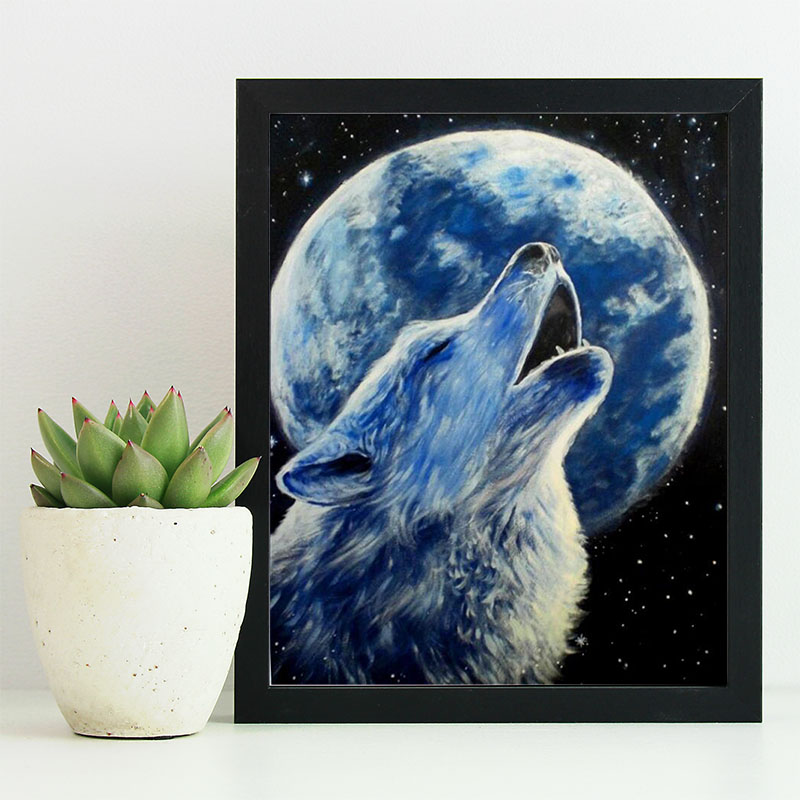 Moonlight and Amazing Wolf