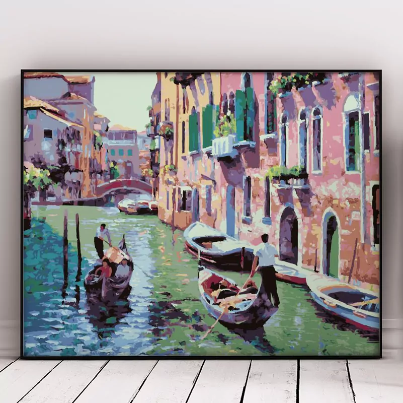 City And Canal